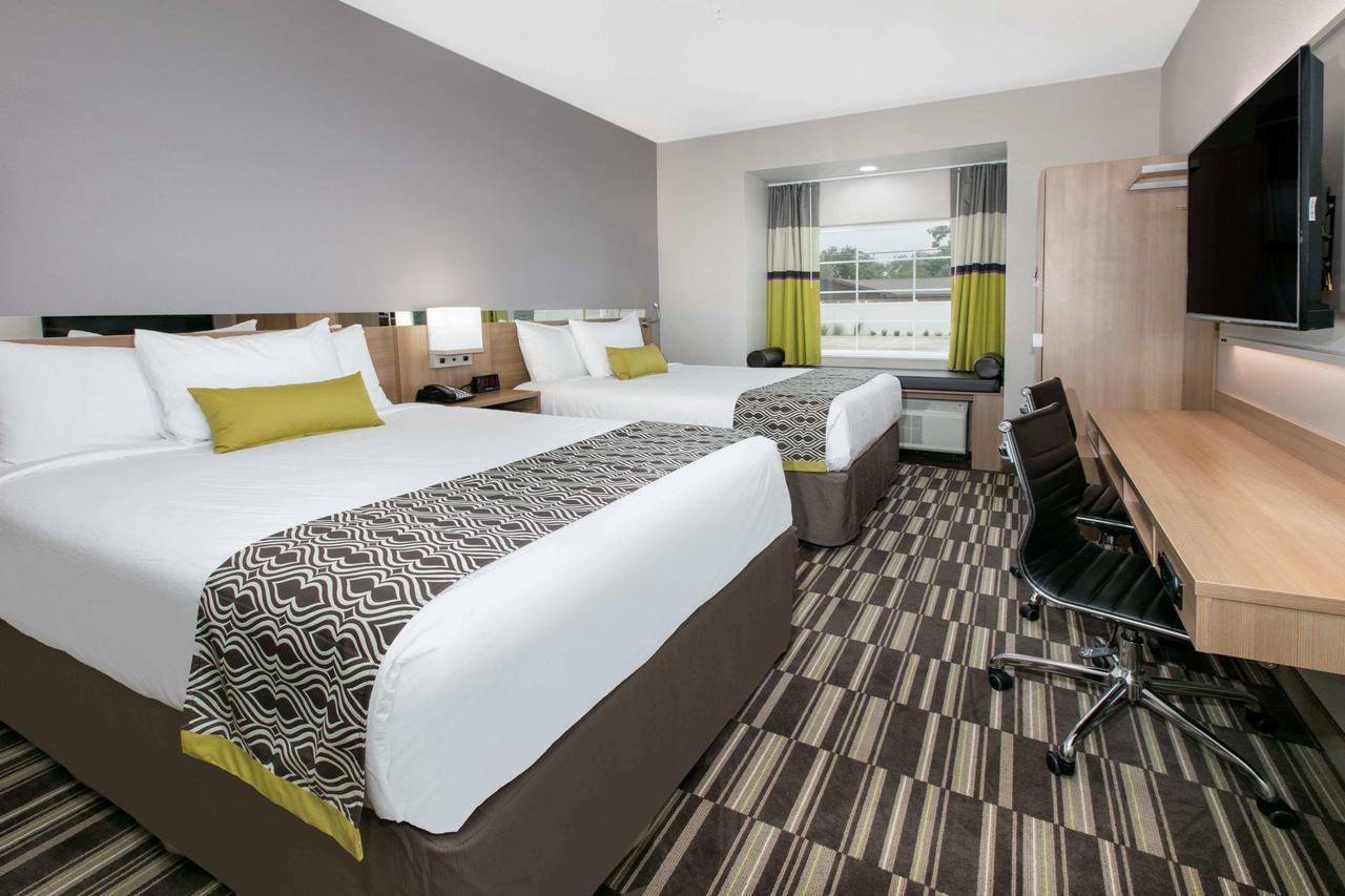 Microtel Inn & Suites By Wyndham Lubbock Exterior foto
